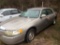 (83)1999 LINCOLN TOWN CAR