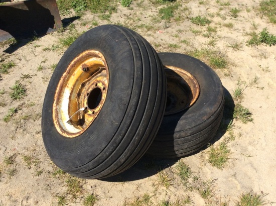 (37)2 - 11L-16 TIRES/RIMS