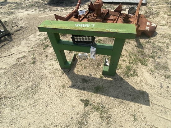 (47)JD TRACTOR BUMPER