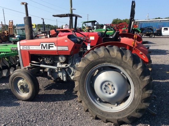 (33)MASSEY FERGUSON 245