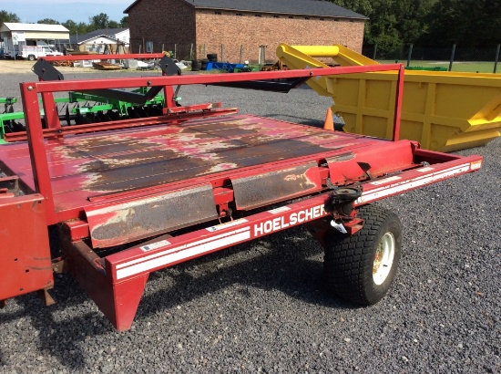(492)HOELSCHER BALE ACCUMULATOR