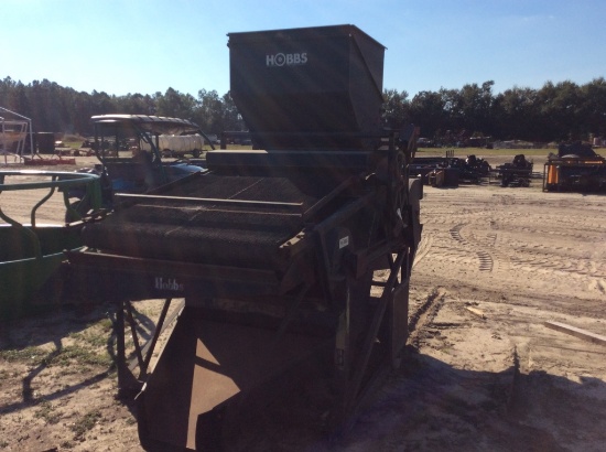 (69)HOBBS PEANUT CLEANER