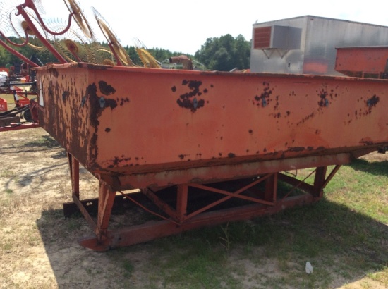 (85)GRAVITY WAGON BOX