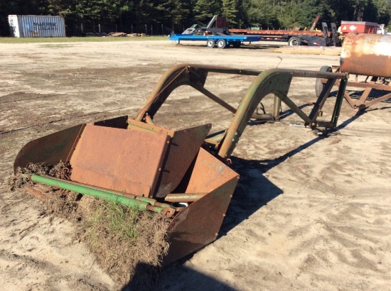 (211)JD 45W FRONT LOADER ATTACHMENT