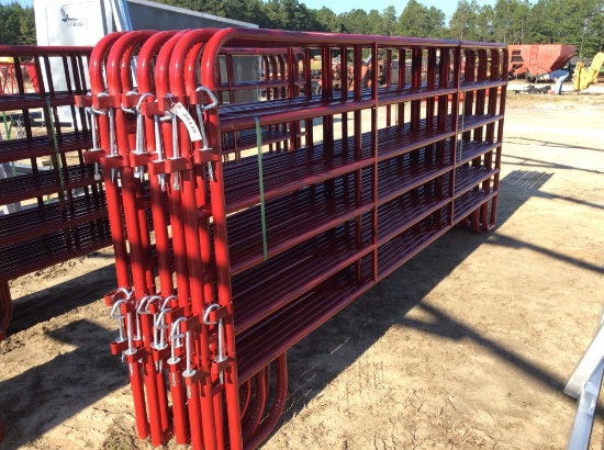 (121)10 - 12' CORRAL PANELS W/ 4' WALK THRU - RED