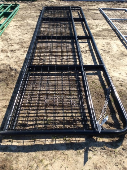 (226)1 - 16' BLACK GATE W/ WIRE