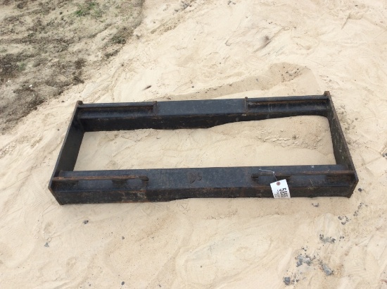 (19)SKID STEER ADAPTOR PLATE