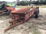 (462)NEW IDEA MANURE SPREADER