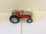 1/16 FORD TRACTOR