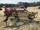 (141)NEW HOLLAND 256 HAY RAKE