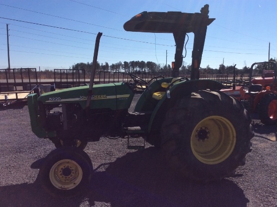 (43)JOHN DEERE 5220