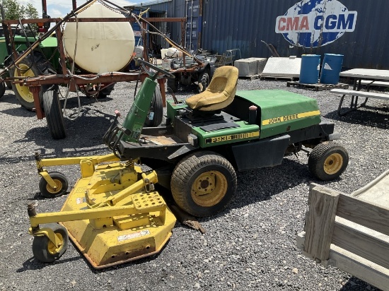 (26)JOHN DEERE 935 LAWN MOWER