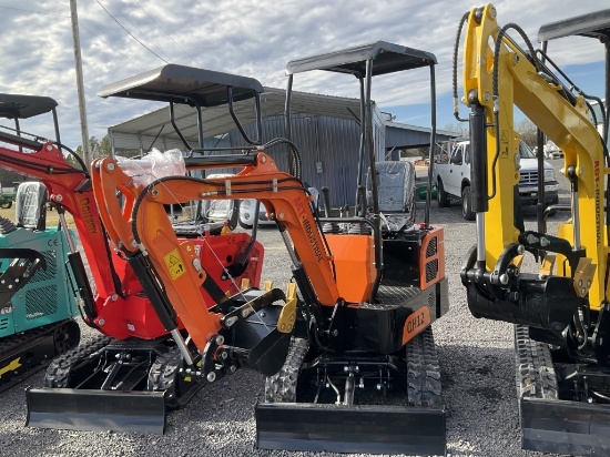 (50)UNUSED AGROTK QH12 MINI EXCAVATOR