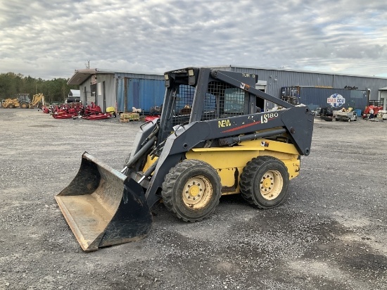 (99)NEW HOLLAND LS180 SKID STEER