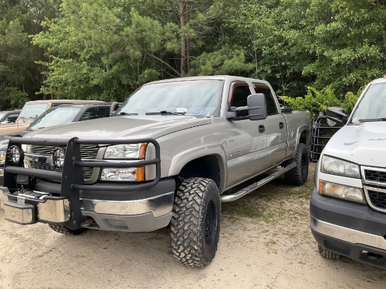 (119)2003 CHEVROLET 1500HD