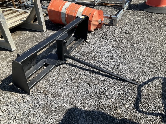 (2)SKID STEER HAY SPEAR