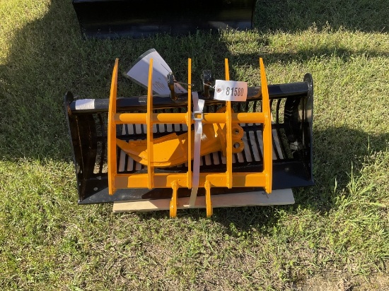(95)UNUSED MINI EXCAVATOR 32" BUCKET, RIPPER &RAKE