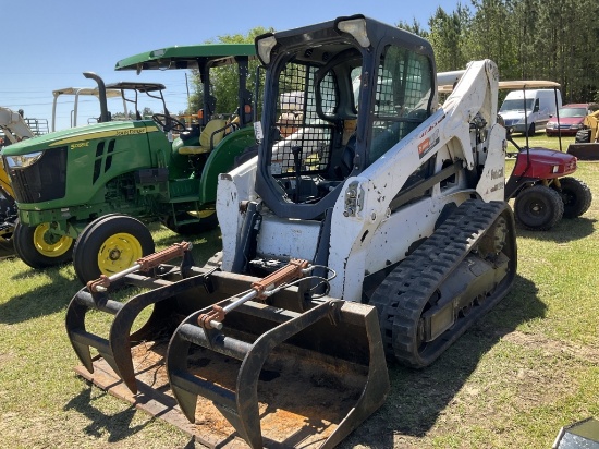 (179)BOBCAT T650 SKID STEER