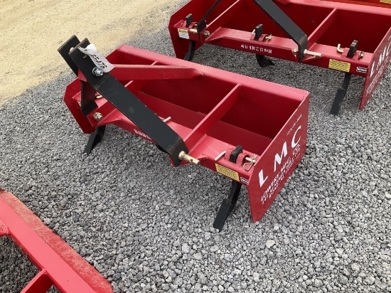 (833)UNUSED 3 ½' LMC BOX BLADE
