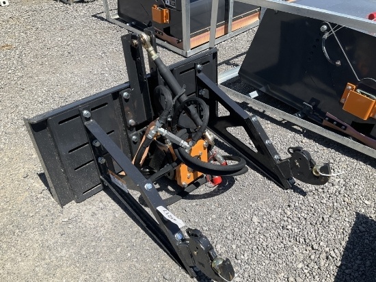 (1125)UNUSED WOLVERINE SS 3PT HITCH ADAPTOR
