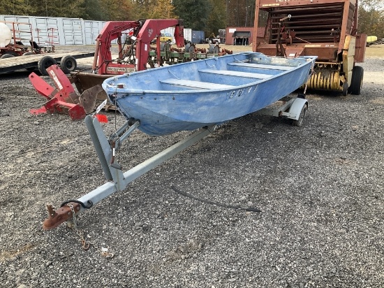 (917)16' ALUMINUM BOAT & TRAILER - NO TITLE