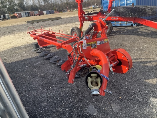 (1303)NEW AGLINE HAY CUTTER