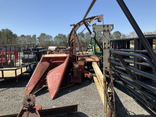 (916)GEHL CB800 1 ROW SILAGE CHOPPER