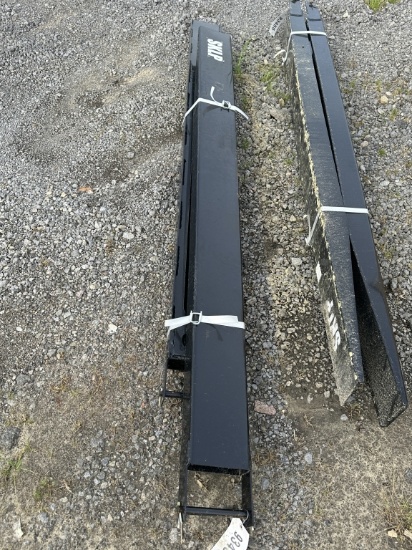 (635)UNUSED GIYI 7' FORKLIFT EXTENSIONS