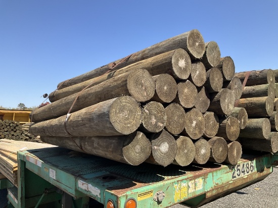 (880)BUNDLE OF 25 - 7" X 8' WOOD POST