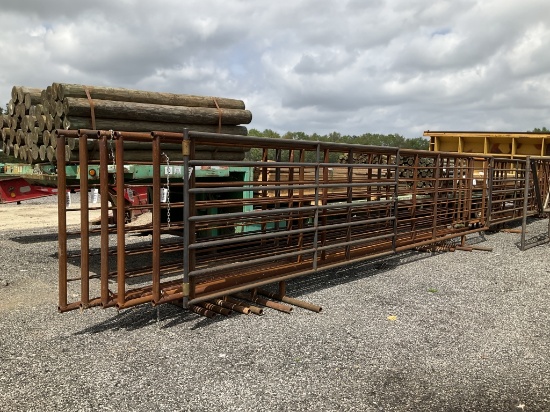 (894)24' LONG X 68" TALL FREE STANDING CORRALPANEL