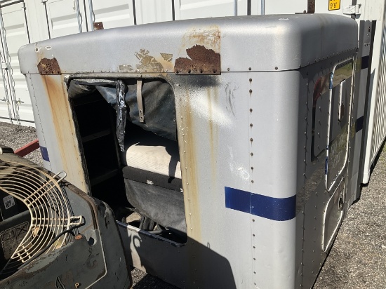 (1210)KENWORTH SLEEPER