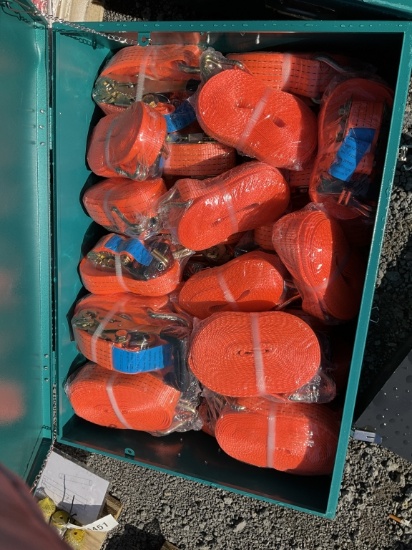 (1040)UNUSED BOX OF RATCHET TIE DOWNS