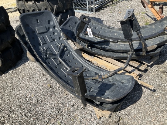 (1266)SET OF JOHN DEERE FENDERS