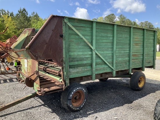 (1316)JOHN DEERE SILAGE WAGON