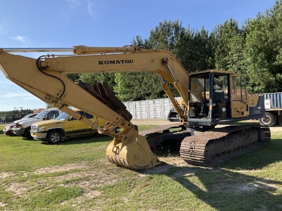 (256)KOMATSU PC220 EXCAVATOR