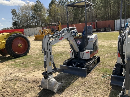 (262)UNUSED BTTL12 MINI EXCAVATOR