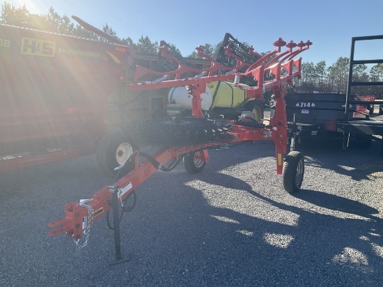 UNUSED AGLINE AVR8 HAY RAKE(A)