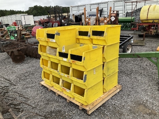 (546)PALLET OF 30 PLASTIC BINS