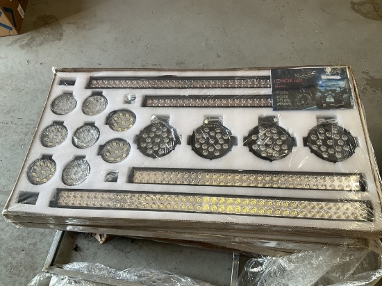 (4)UNUSED LED WORK LIGHT SET