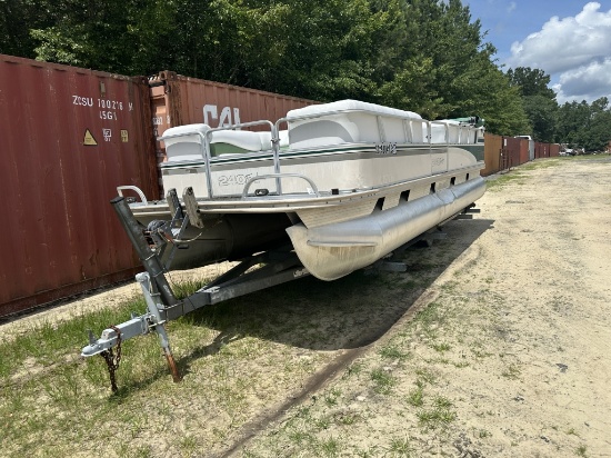 (335)1999 TRACKER 24' PONTOON BOAT