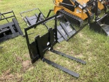 (228)-(A)UNUSED GIYI GY-XHC MINI SKID STEER FORKS