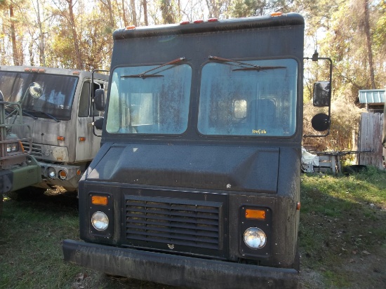 1996 GRUMANN OLSEN BOX VAN