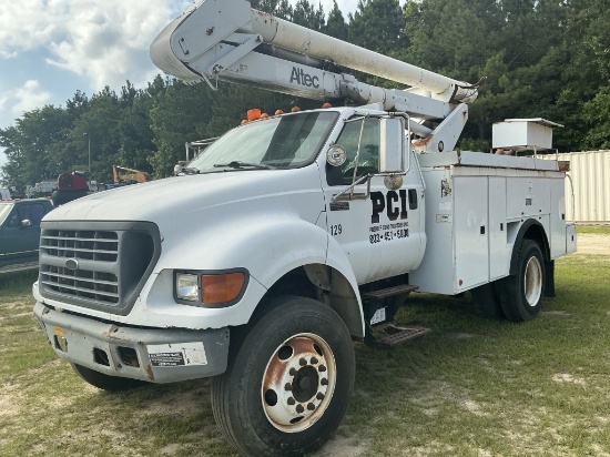 2000 Ford F650 Bucket Truck