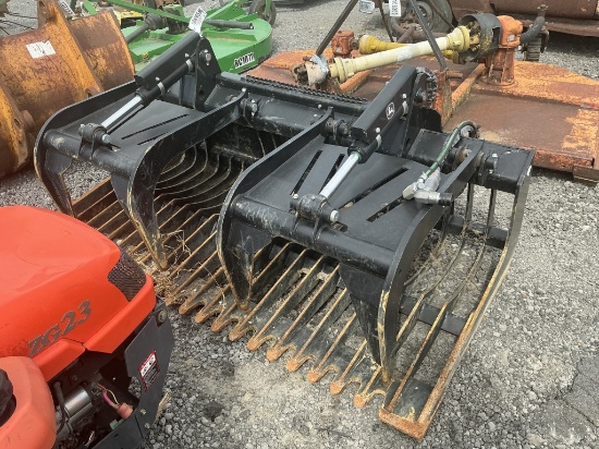 (511)A-John Deere 72" Root Grapple