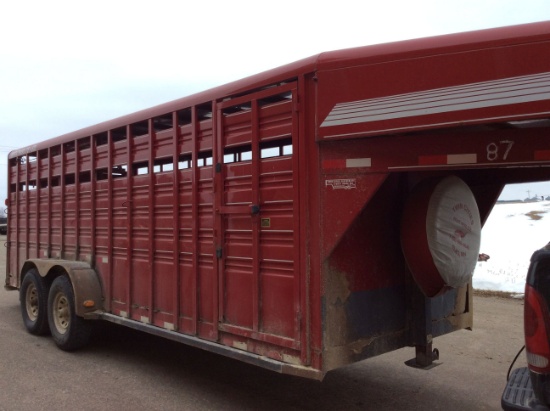 1999 Featherlite cattle trailer, 20-foot