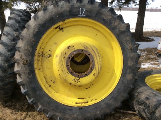 John Deere tires & rims 14.9 x 46 (duals)