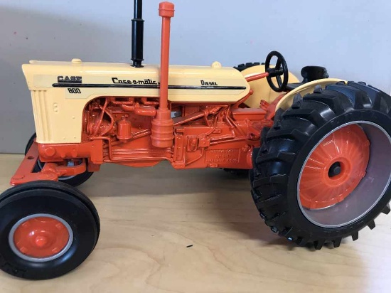 1990 Case 800 - 13th Annual National Show Tractor