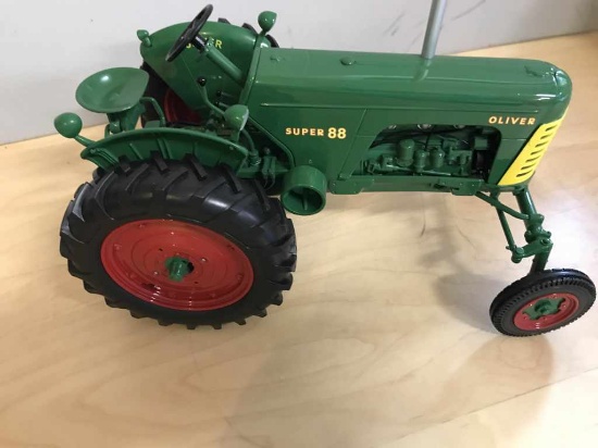 1992 Oliver 88 - Row Crop, WF, 1992 Louisville Show