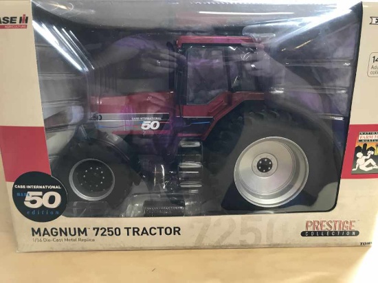 2014 Case IH 7250 - MFD Duals Mark 50, 50,000th Magnum National Farm Toy Museum