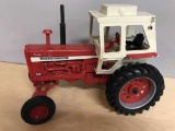 IH 1456 Turbo With Cab, WF - No box